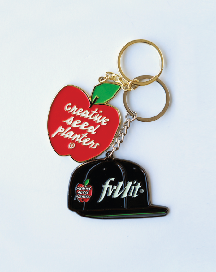 APPLE KEY CHAIN